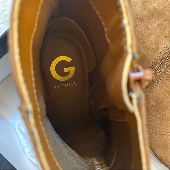 Heeled boots - Picture 5 of 8